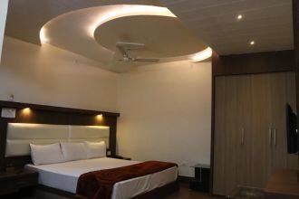 Hotel Crystal, Sri Ganganagar 2